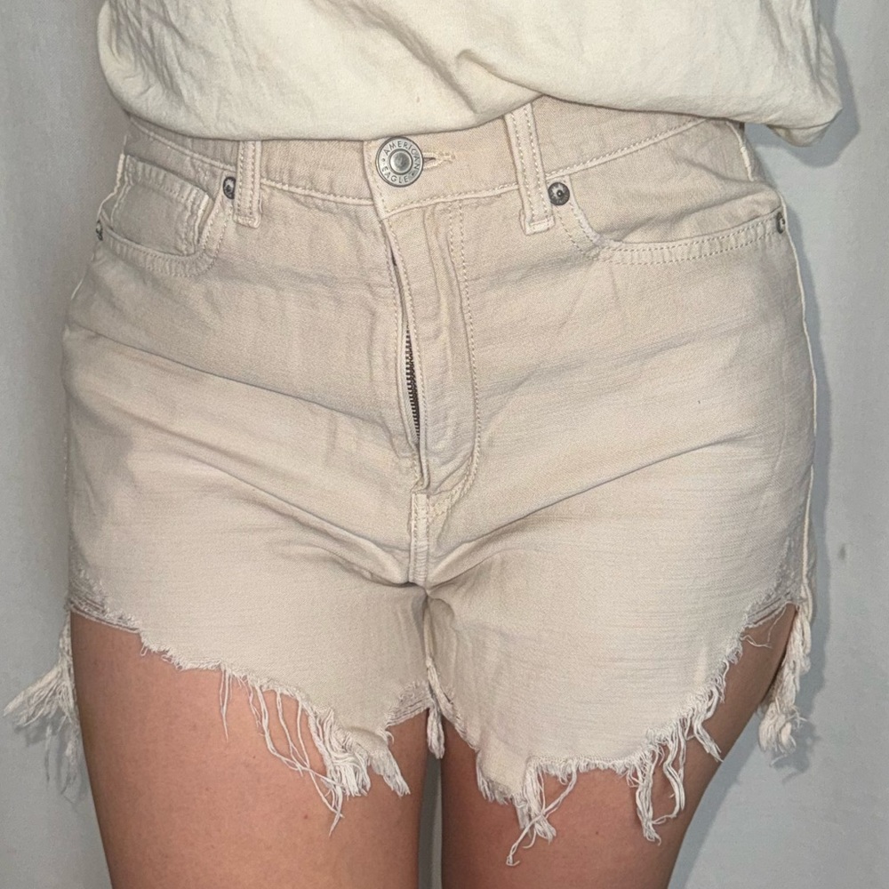 Stylish Cream Women's Shorts